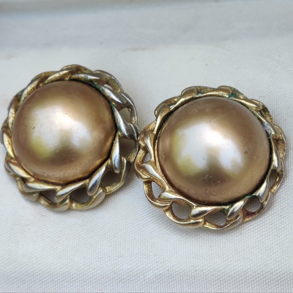 Vintage Carolee large gold runway earrings - Picture 1 of 7